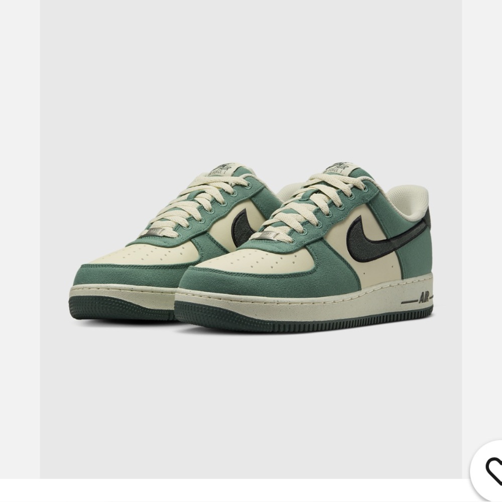 Nike Air Force 1 LV8 GS